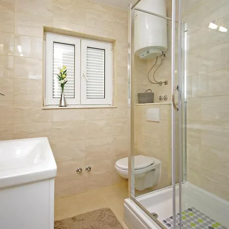 Holiday Home Zagvozd 05 펜션 Zagvozd