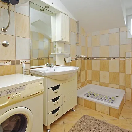 Holiday Home Zagvozd 05 펜션 Zagvozd
